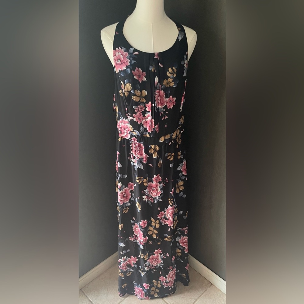 Torrid Size 2 Black Floral Maxi Dress